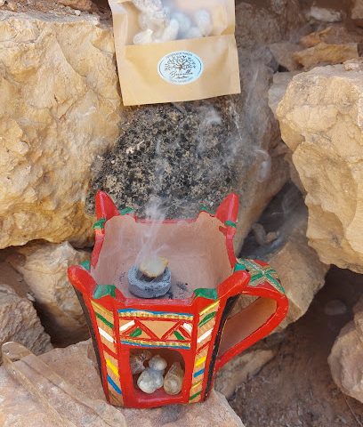 تسويق وتطوير اللبان الطبيعي - صلالة - +968 9945 5575