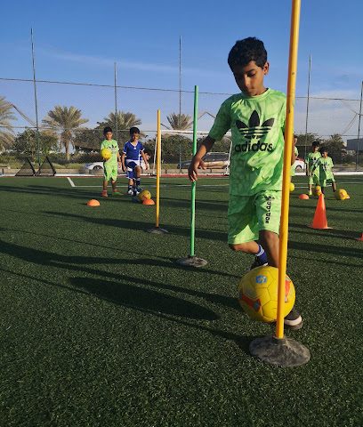 ملعب كرة القدم - السيب - +968 9803 7117