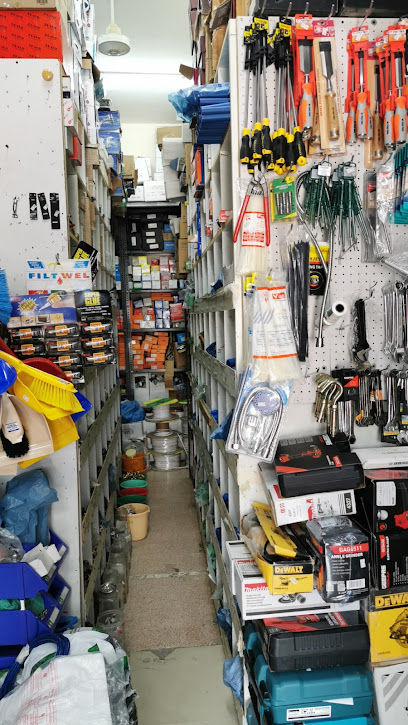 مركز جوتن متعدد الألوان - جبل مسقط الجديد - Oman|Muscat