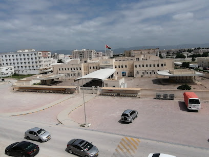 مدرسة النور للتعليم الاساسي بنات (5-9) - صلالة - +968 23 293534