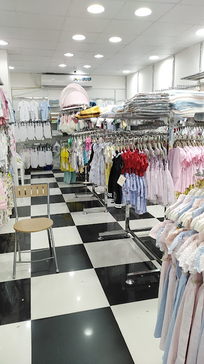 الأارجوان الملكي عطور مكياج نسائي - Oman|512|Unnamed Road