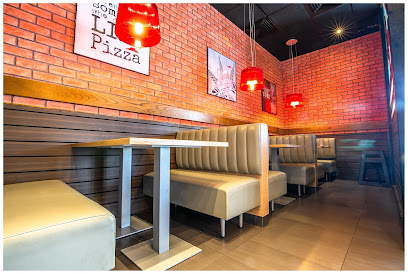 بيتزا هت - بركاء - +968 24 822500