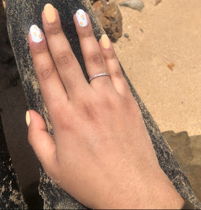 بطيخ نيلز ، سبا والمزيد - السيب - +968 7931 9571