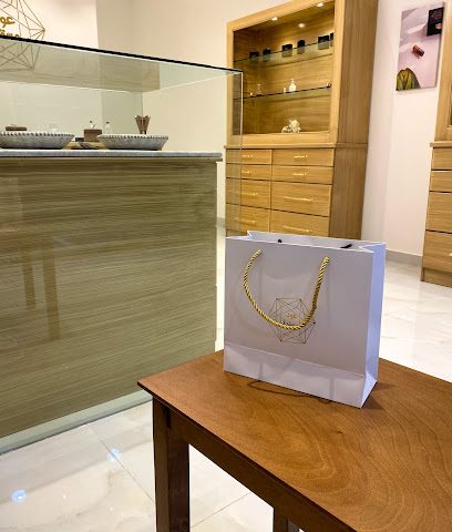 عود مسقط عود مسقط - السيب - +968 9784 8833