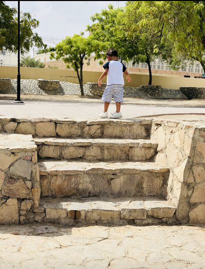 مطعم العالم العربي - Oman|Nizwa|WG8P+RF9