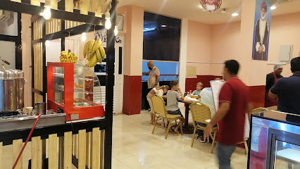 مطعم فود فيليدج - إبرا - +968 7823 9984