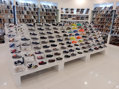 حديقة الأحذية - بركاء - +968 26 868660