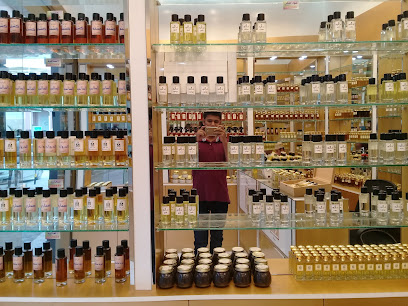 الحديسة للعطور ومستحضرات التجميل ذ - صلالة - +968 9967 8910