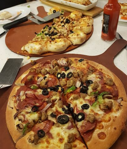 بيتزا هت بيتزا هت - السيب - +968 24 822500