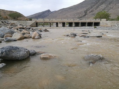 ملعب السد الرياضي - تنوف -