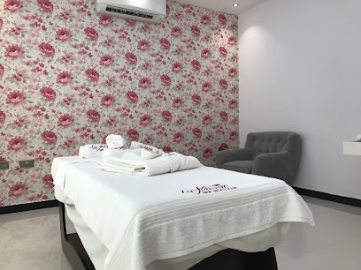 سبا لا فيم بوتيك بيوتيك و سبا لا فيم - السيب - +968 7215 4333