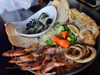 سوق مانهاتن للأسماك العذيبة - مسقط - +968 24 499621