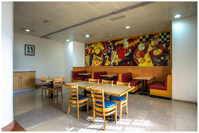 بيتزا هت - الوجاجة - +968 24 822500