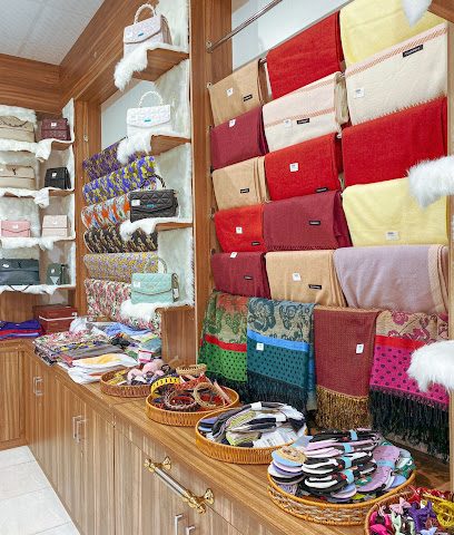 ديفون ادم - ادم ، - +968 7110 2670