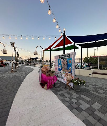 الممشى المحوري - مسقط -