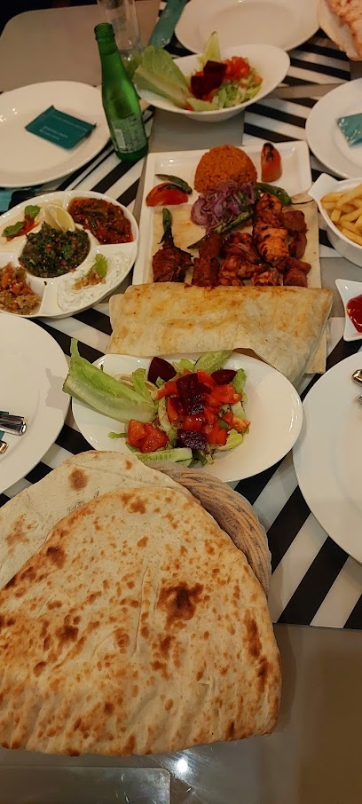 مطعم اسطنبول جاردينيا - Oman|31