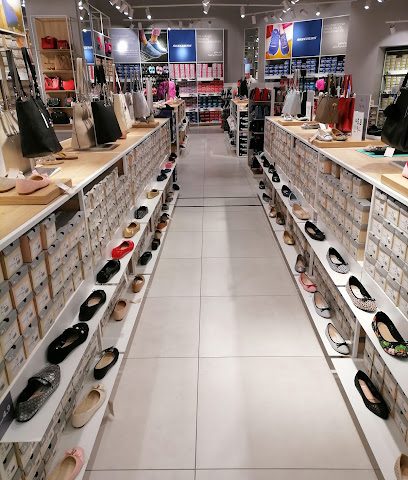 أحذية وحقائب CCC - مسقط - +968 9399 1047