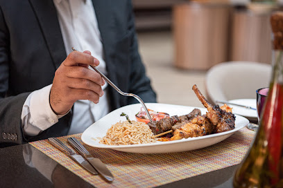 مطعم سالت اند بيبر - مسقط - +968 24 274400