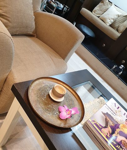 استل بيوتي لاونج - مسقط - +968 22 044444