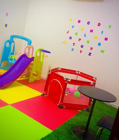 حضانة ليتل تولينز للأطفال الصغار - بركاء - +968 9874 4566