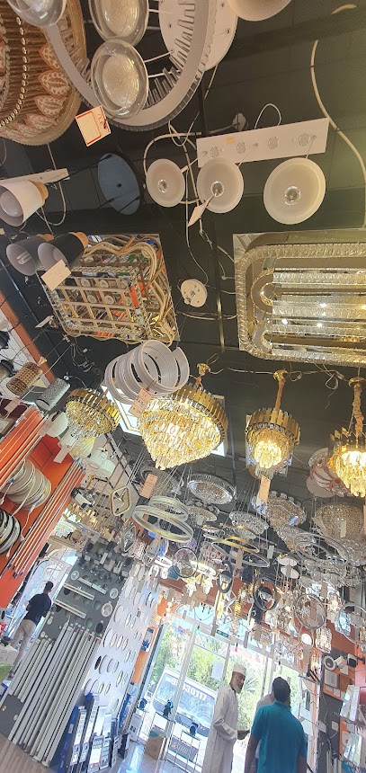 مركز جوتن متعدد الألوان - أبراج بهلاء - Oman|AD Dakhyiliah