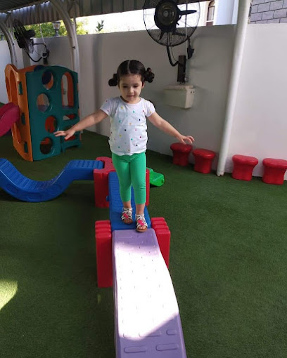 حضانة الأصابع الصغيرة حضانة الانامل الصغيرة - Oman|Muscat|H9X3+MGW