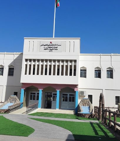 مدرسة آمنة بنت الأرقم - بهلاء - +968 25 111111