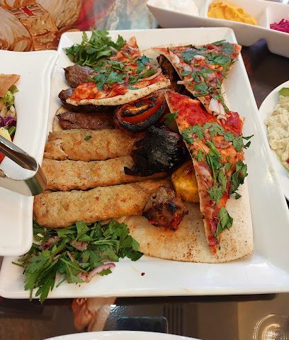 مطعم فيكتوريا اللبناني - صحار - +968 7112 0704