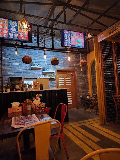 دجاج ماما | صلالة - Oman|Salalah|شارع الرباط، صلالة،،|24PW+66H