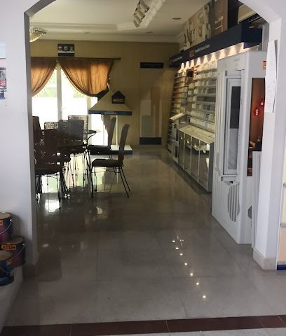 كلر ورلد فيلا - مركز جوتن - روي - +968 24 494001