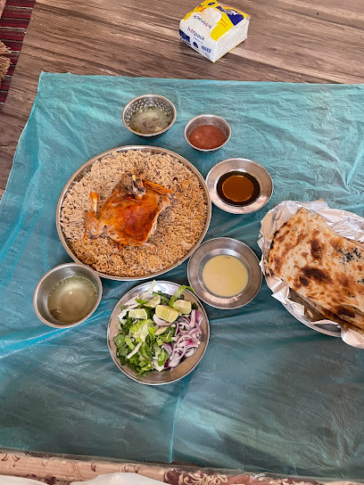 مطعم رقم ٨ - Oman|Salalah|3388+9H5