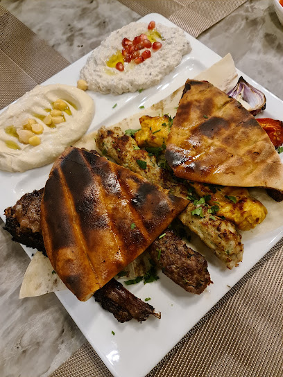 طبق و باربيكيو - Oman|Muscat 133|College street