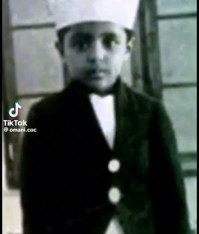 السلطان قابوس بن سعيد - السيب ، -