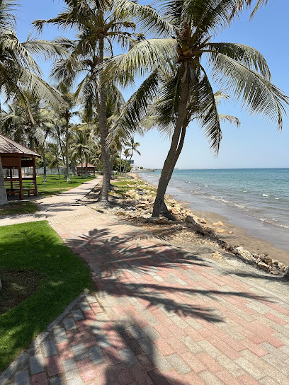 شاطئ عمان تري للسباحة - Oman|Muscat|2822 Way|Oman Taxi