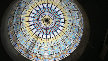 بيت من الزجاج الملون - مسقط - +968 9935 3910