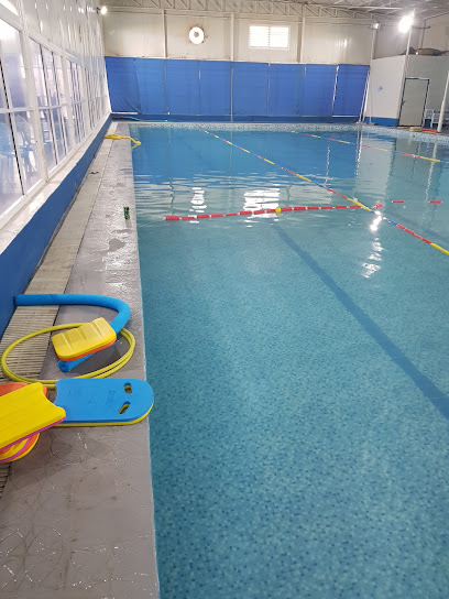 مركز دولفين للسباحة - مدرسة العلمين - Oman|Al Hail South Sib OM-MA