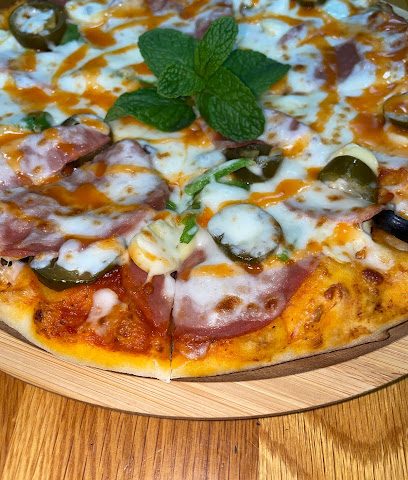 مطعم و مقهى الواحة التركي - صحم - +968 9019 0747