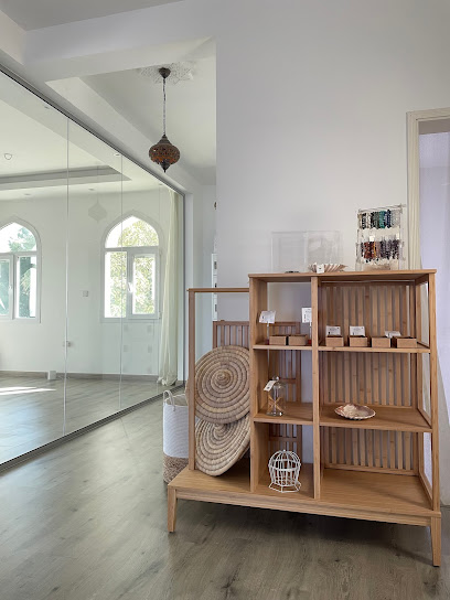 بيت تشي - Oman|Muscat|18th November St