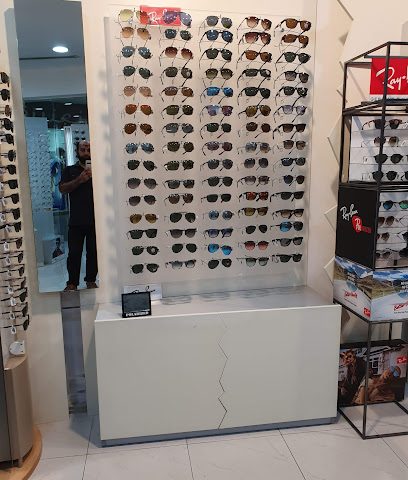 نظارات يتيم - مسقط - +968 24 560133