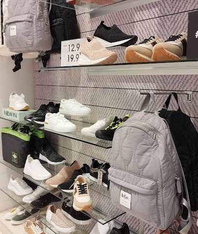 لي كوبر - ولاية نزوى ، -