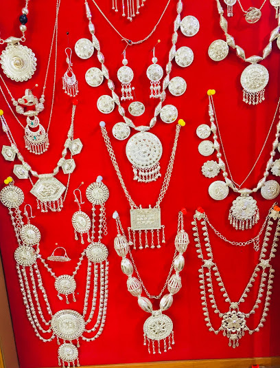 مادة الإسماعيلية لتجارة الذهب والفضة (محل مجوهرات) - Oman|121|Seeb gold Souq