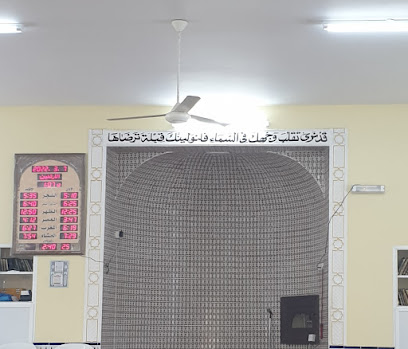 مسجد الحجرة - بركاء -