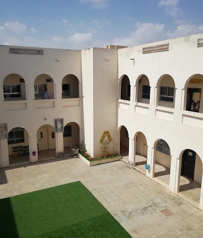 مدارس صلالة الشرقية الابتدائية للبنين - صلالة - +968 23 291180