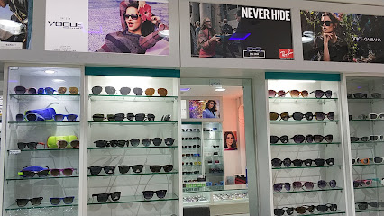 سلطان للنظارات فرع الرئيسي - مسقط - +968 24 486736